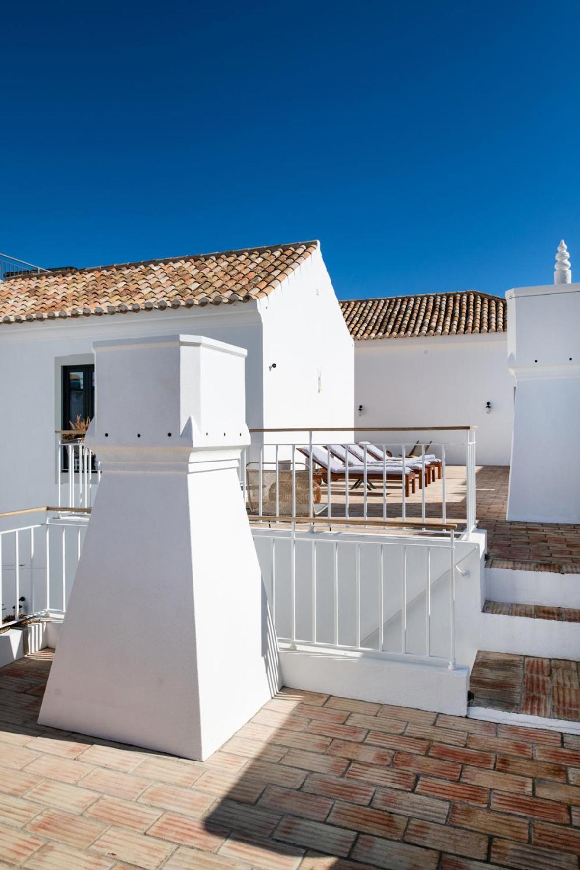 Casa Rosa Villa With Pool In Olhao Centre ภายนอก รูปภาพ