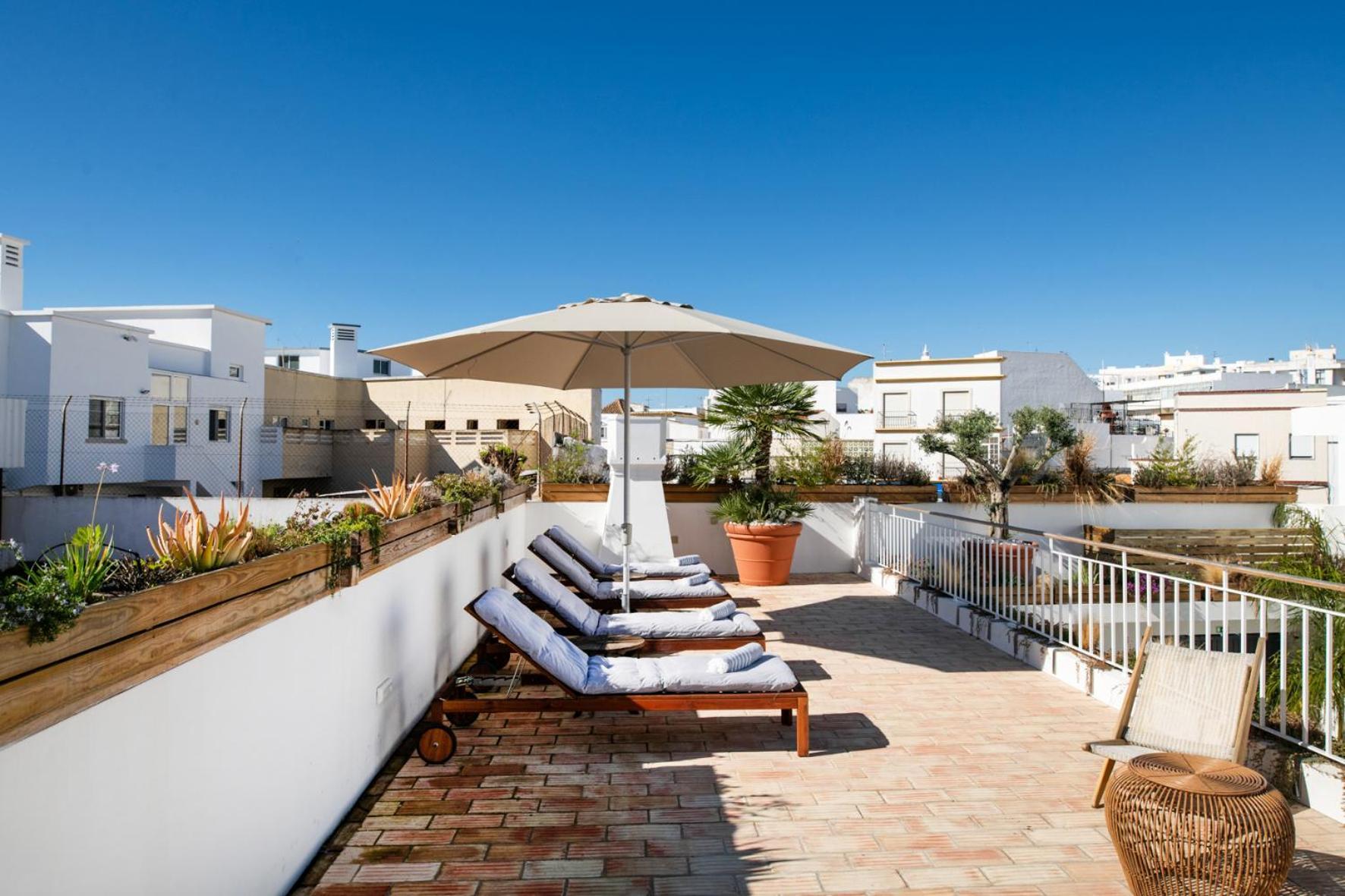 Casa Rosa Villa With Pool In Olhao Centre ภายนอก รูปภาพ